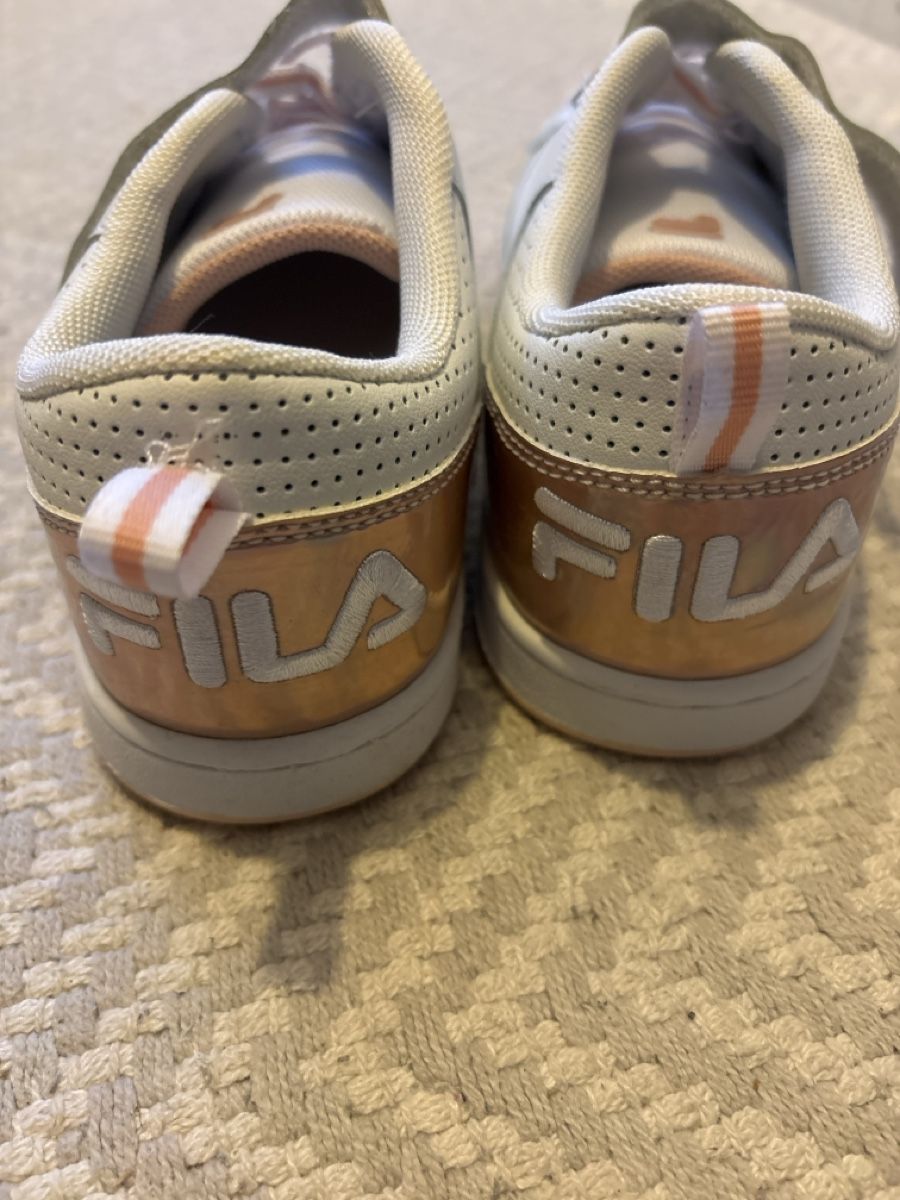 Fila Schuhe für Mädchen: NEUE Fila Sneaker 35 – Neu und originalverpackt aus Zürich von K.St. 1