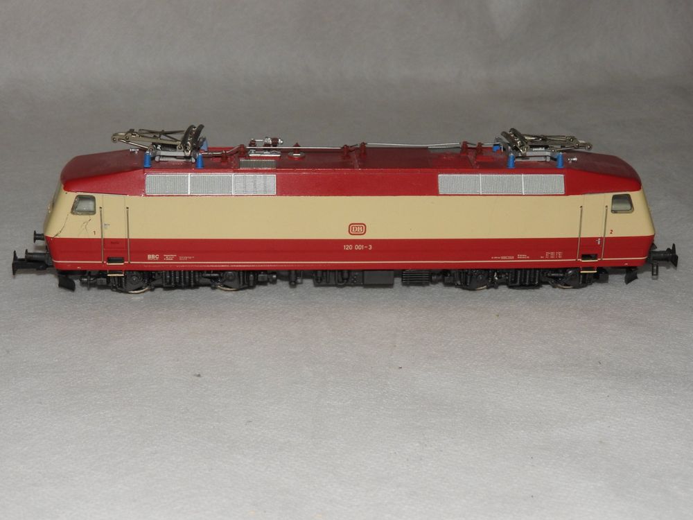 Märklin 3653, DB BR 120 ELok, rotbeige, digital Kaufen auf Ricardo