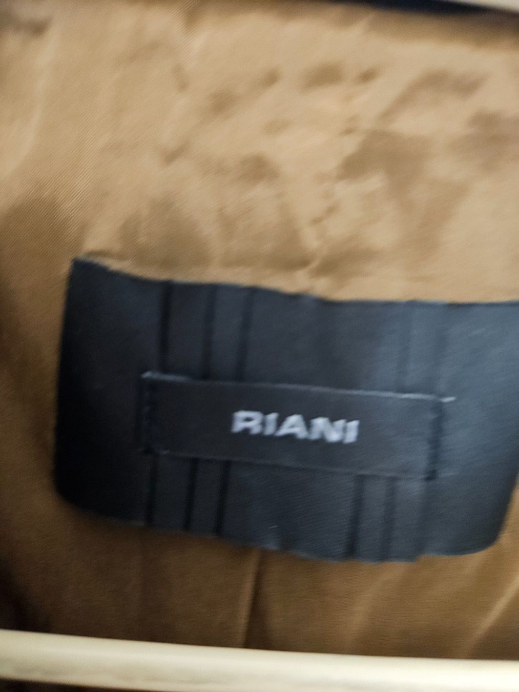 Riani Cappotti: RIANI Long Blazer Mantel Gr. 40 – Usato da Urdorf venduto da Colina 6
