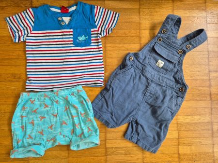 Kleiderpaket für Babys in Grösse 68