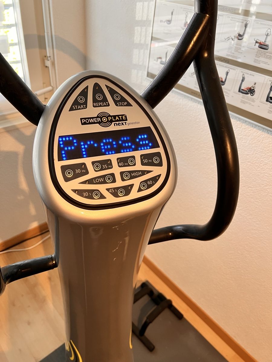 Power Plate Hometrainer: Power Plate Next Generation Vibrationsplatte – Gebraucht aus Ettiswil von pesche275 2