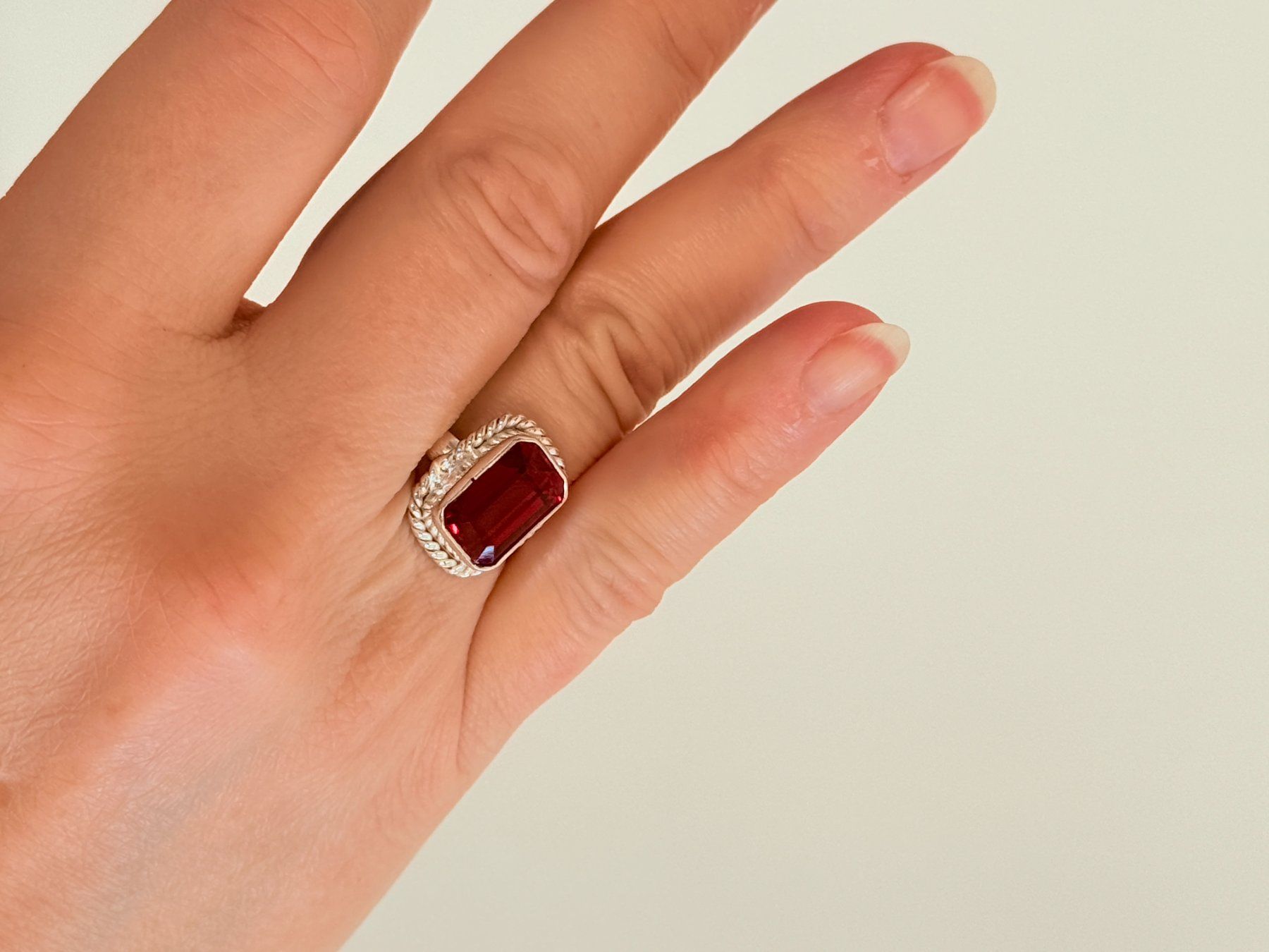 Anelli: 13.00CT Bague élégante avec CERTIFICATE – Nuovo e nell'imballaggio originale da Genève venduto da AWWA 4