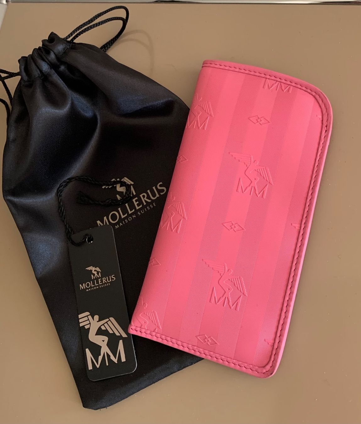 Sonstige Kleidung & Accessoires: MAISON MOLLERUS Brillen Etui bubble, NEU – Neu und originalverpackt aus Mettmenstetten von srca