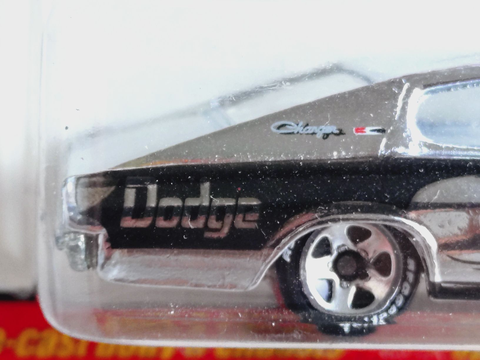 Hot Wheels Modellini d'auto: Hot Wheels Classics Dodge Charger 2005 – Nuovo e nell'imballaggio originale da Zürich venduto da DiecastDude 3