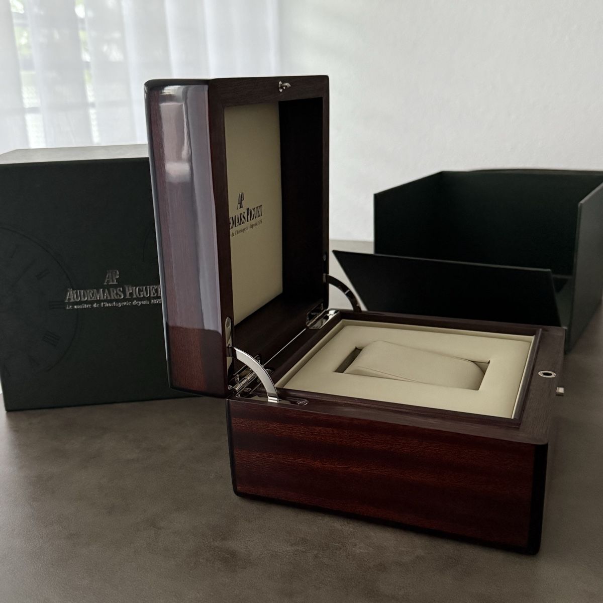 Scatole porta orologi: Audemars Piguet – Nuovo (secondo la descrizione) da Villmergen venduto da Swiss2011 4