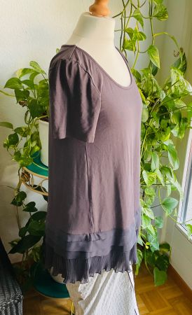 Adorable tunique MYRINE  & ME, t. S, couleur violet taupe