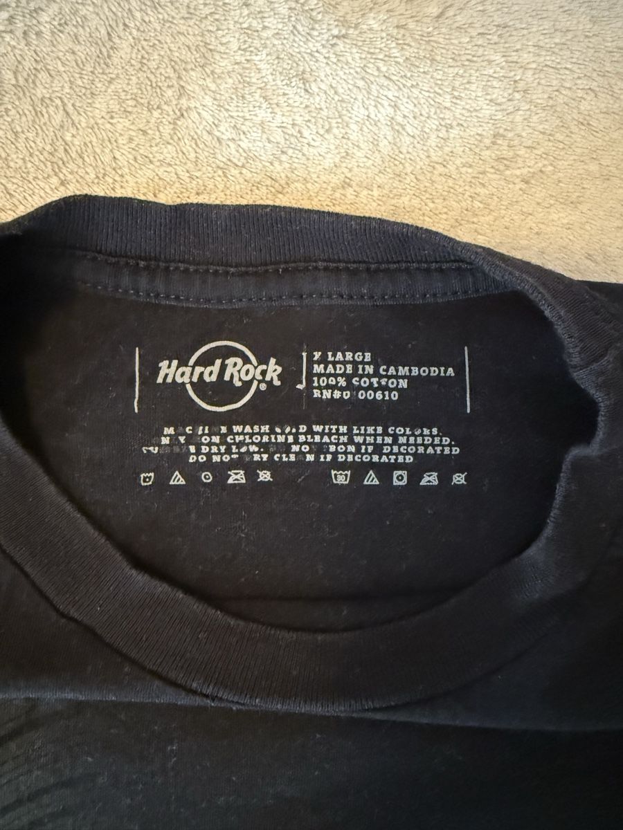 Hard Rock Cafe T-Shirts: Hard Rock Shirt Brussels – Gebraucht aus Steffisburg von laura_bazinga 1