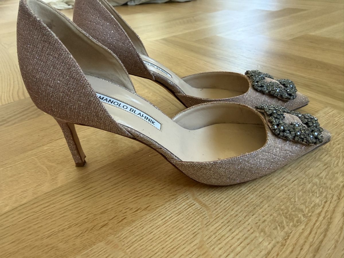 Manolo Blahnik Damenschuhe: Manolo Blahnik Pumps 38.5 – Gebraucht aus Zürich von lmk_99 1