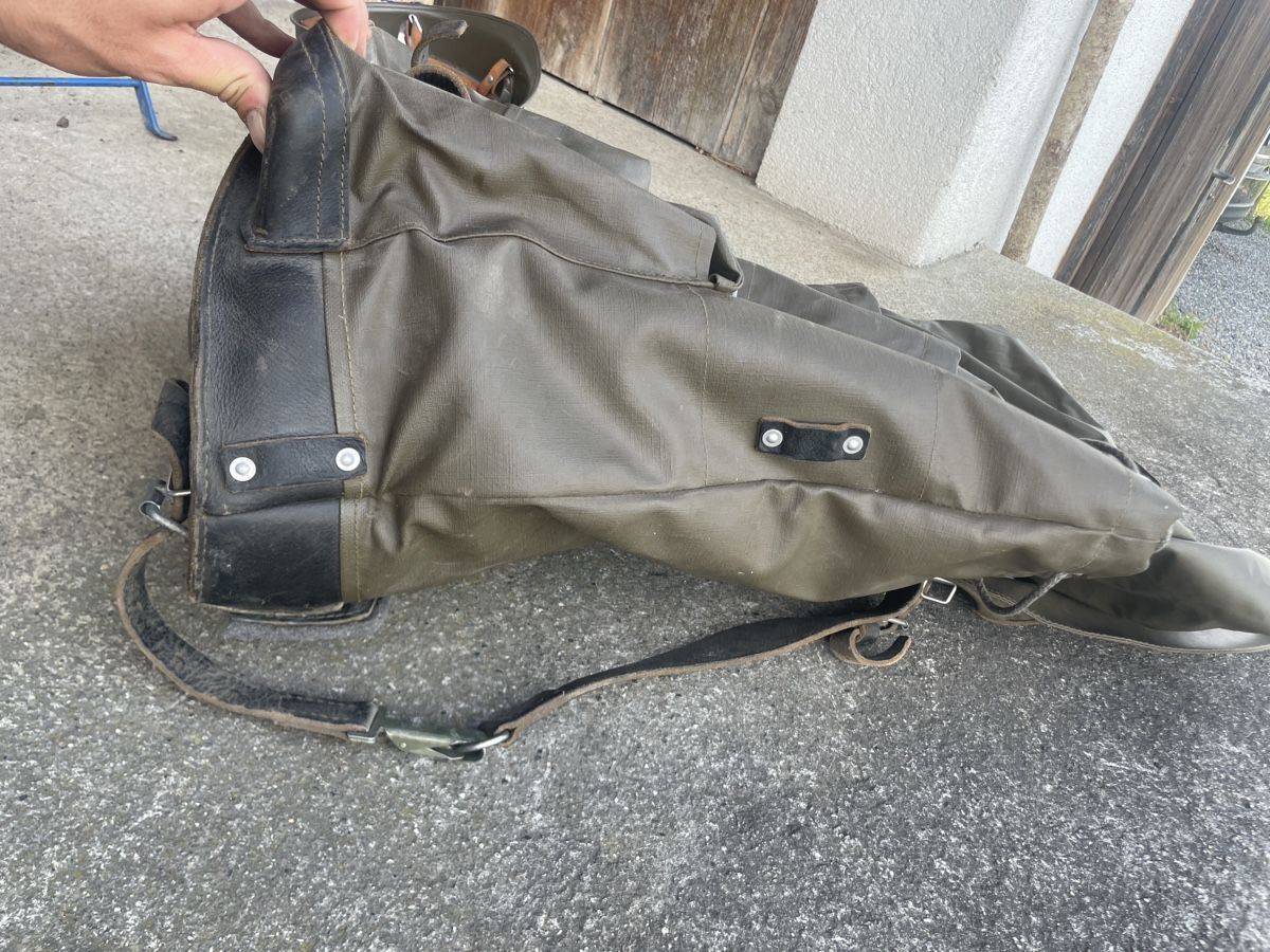 Schweizer Armee Zaini: Rucksack Militär – Usato da Wattenwil venduto da Donto_4 5