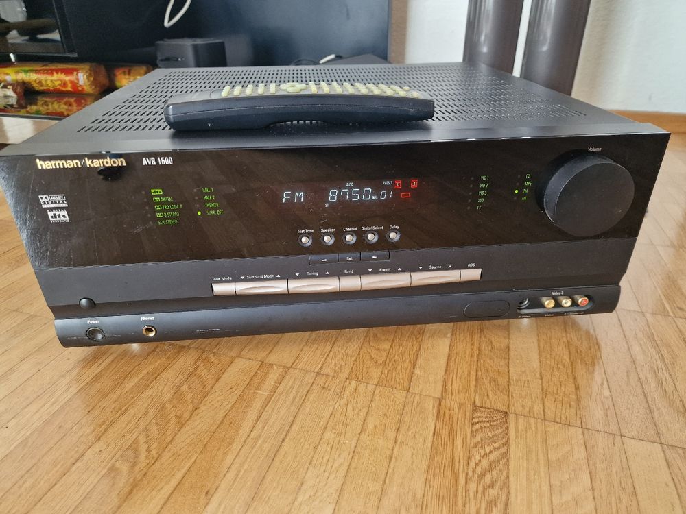 Harman Kardon AVR 1500 mit Fernbedienung, Topzustand (Neu (gemäss ...