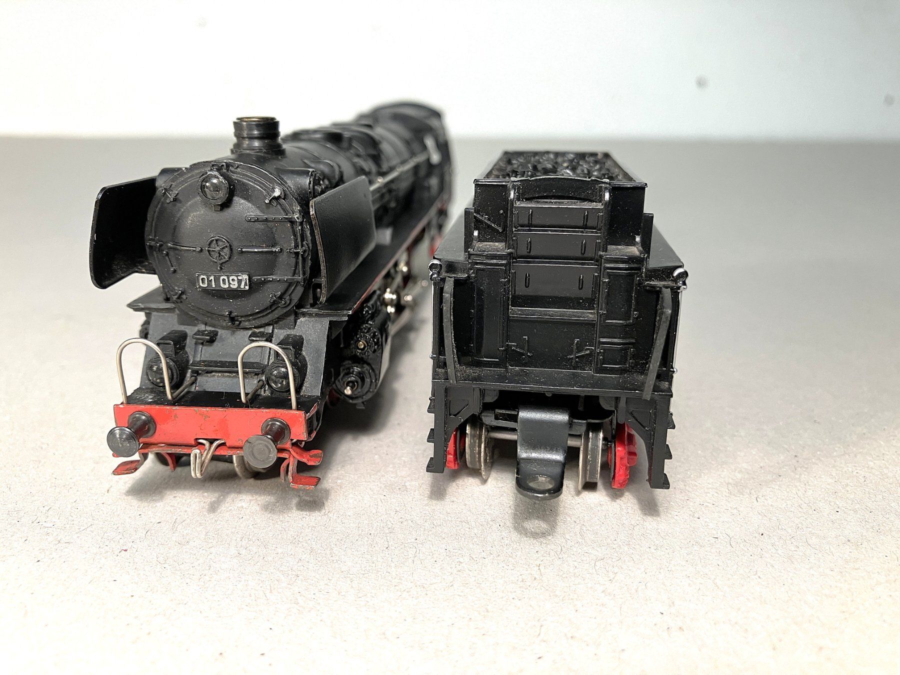 Märklin Modellini di ferrovie: Märklin Dampflok BR01 Nr. 3048 – Usato da Berikon venduto da Lusorium 5