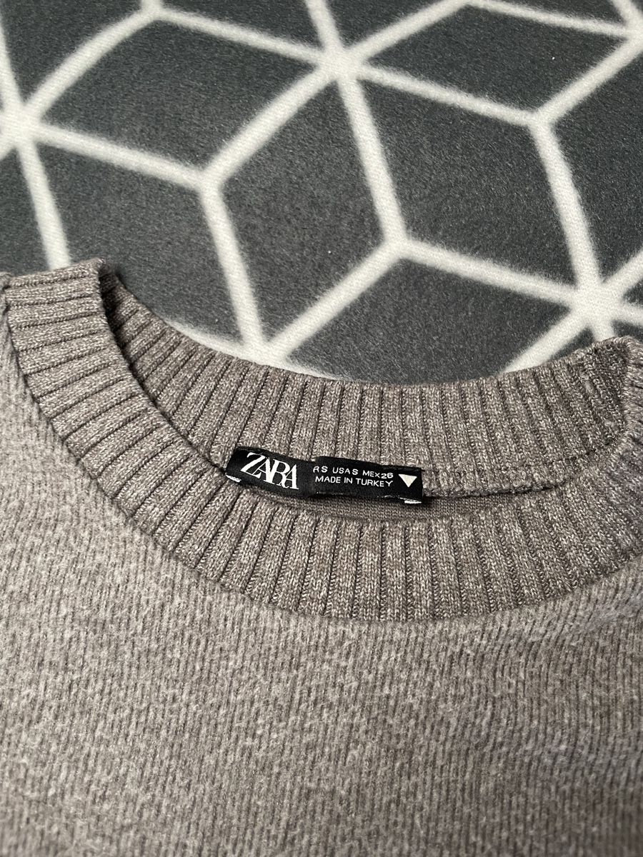 Zara Pullover & Sweatshirts: ZARA Pullover - grau – Gebraucht aus Rheineck von cha_p9qy 1