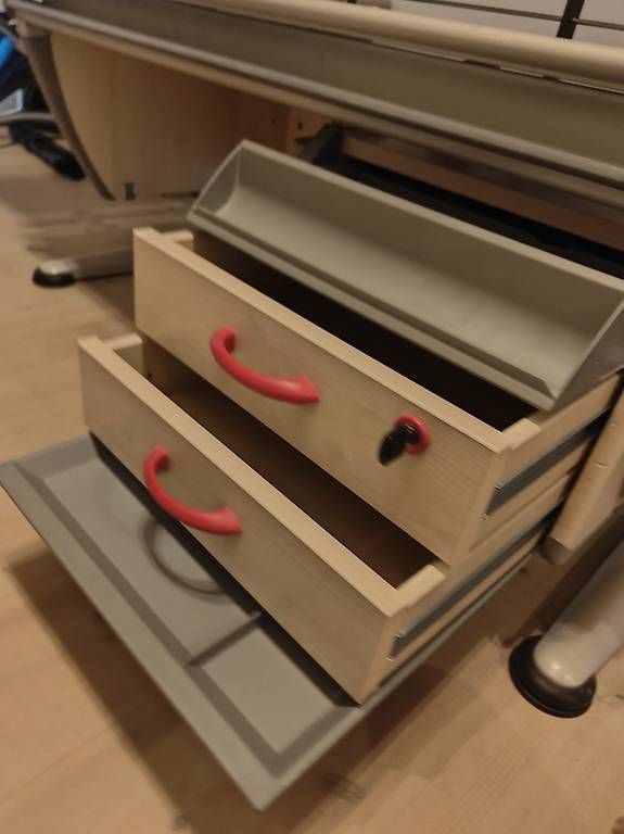 Schreibtische: Moll Kinder- Bürotisch – Gebraucht aus Freienstein von Nilson2 2