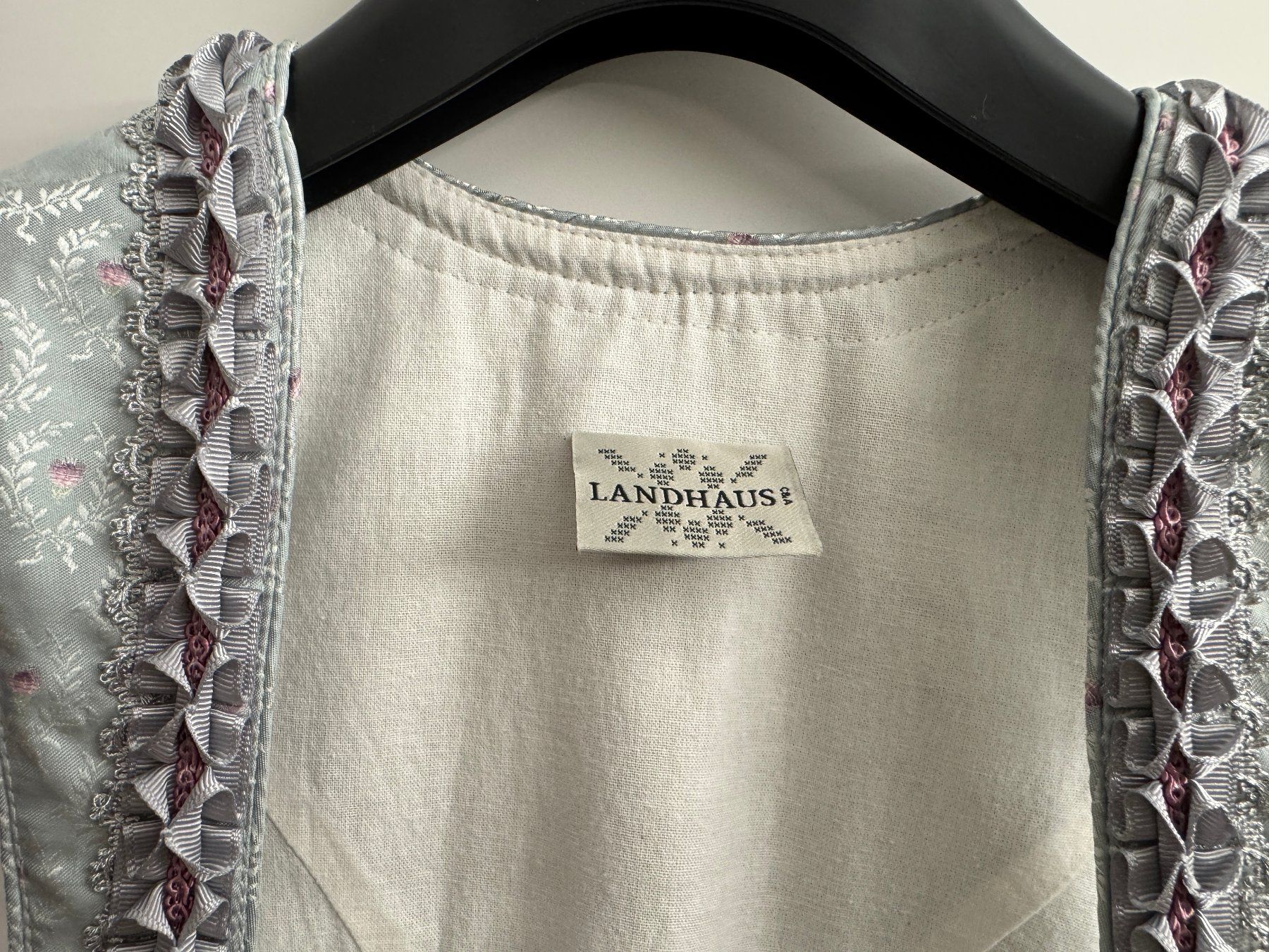 C&A Kleider: Dirndl Landhaus C&A Grösse S oder gar XS? – Gebraucht aus Würenlos von CaSteSeNievis 5