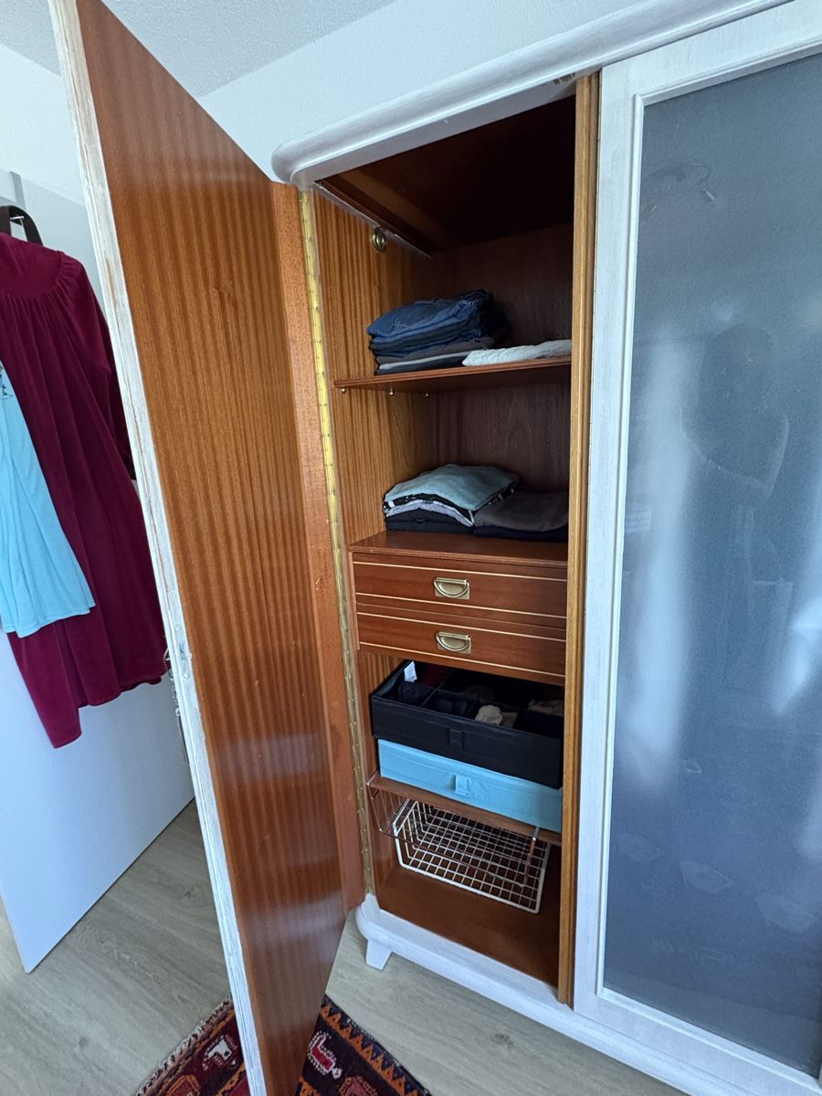 Armoires: Alter Schrank – D'occasion à Schaffhausen par anouk2 1