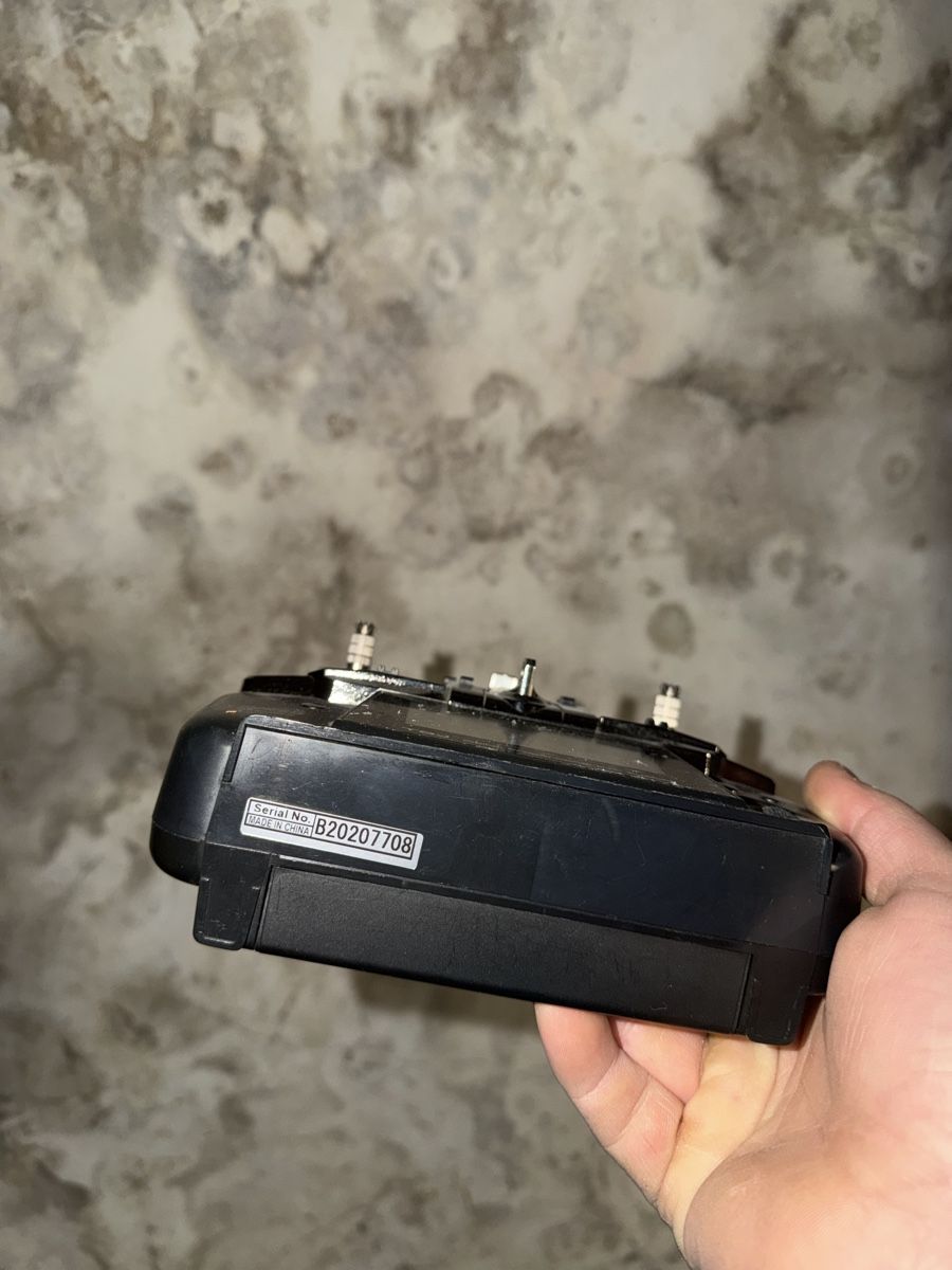 Futaba T8J – 8 Kanal 2.4GHz S-FHSS – RC Fernsteuerung (Gebraucht) in ...