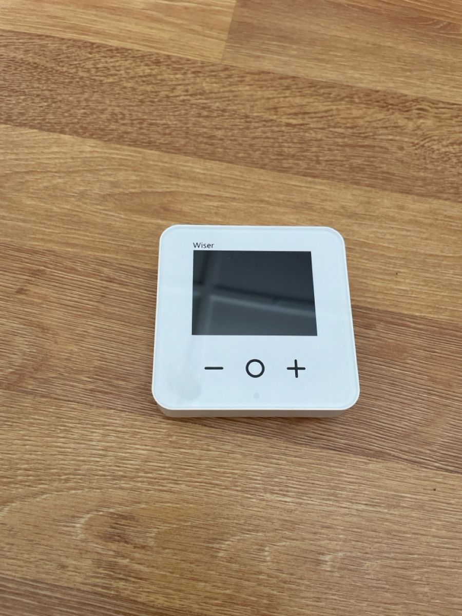 Schneider Systèmes de contrôle: Wiser Thermostat – Neuf (Voir description) à Malans GR par affonpign