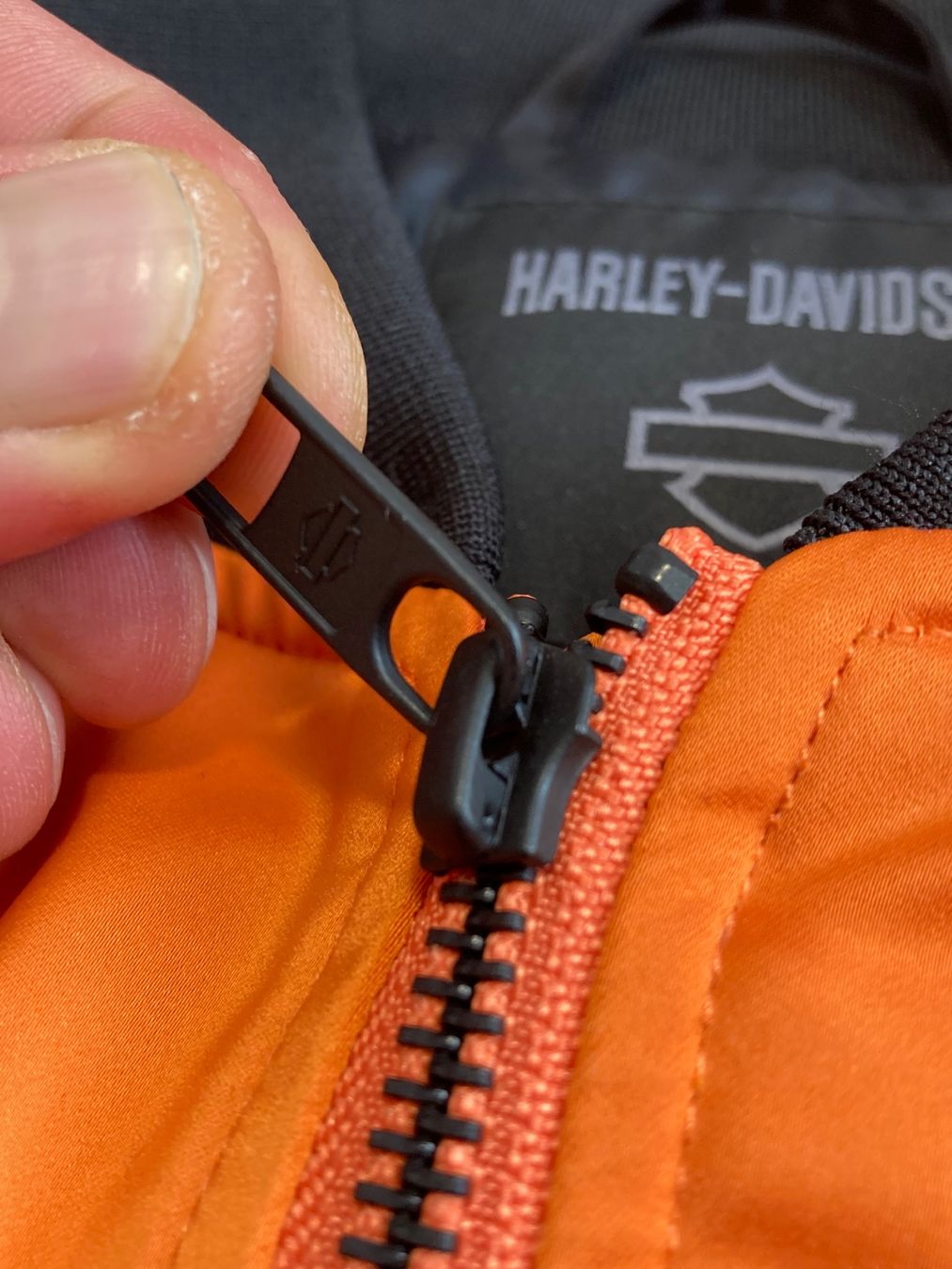 Harley-Davidson Giacche: Harley Davidson Jacket Embroidered NEW Sz M – Nuovo (secondo la descrizione) da Zürich venduto da le_souk 5