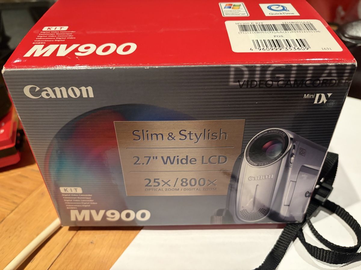 Canon Videocamere: Caméscope Numérique Canon MV 900 – Usato da Echallens venduto da JAR69 2