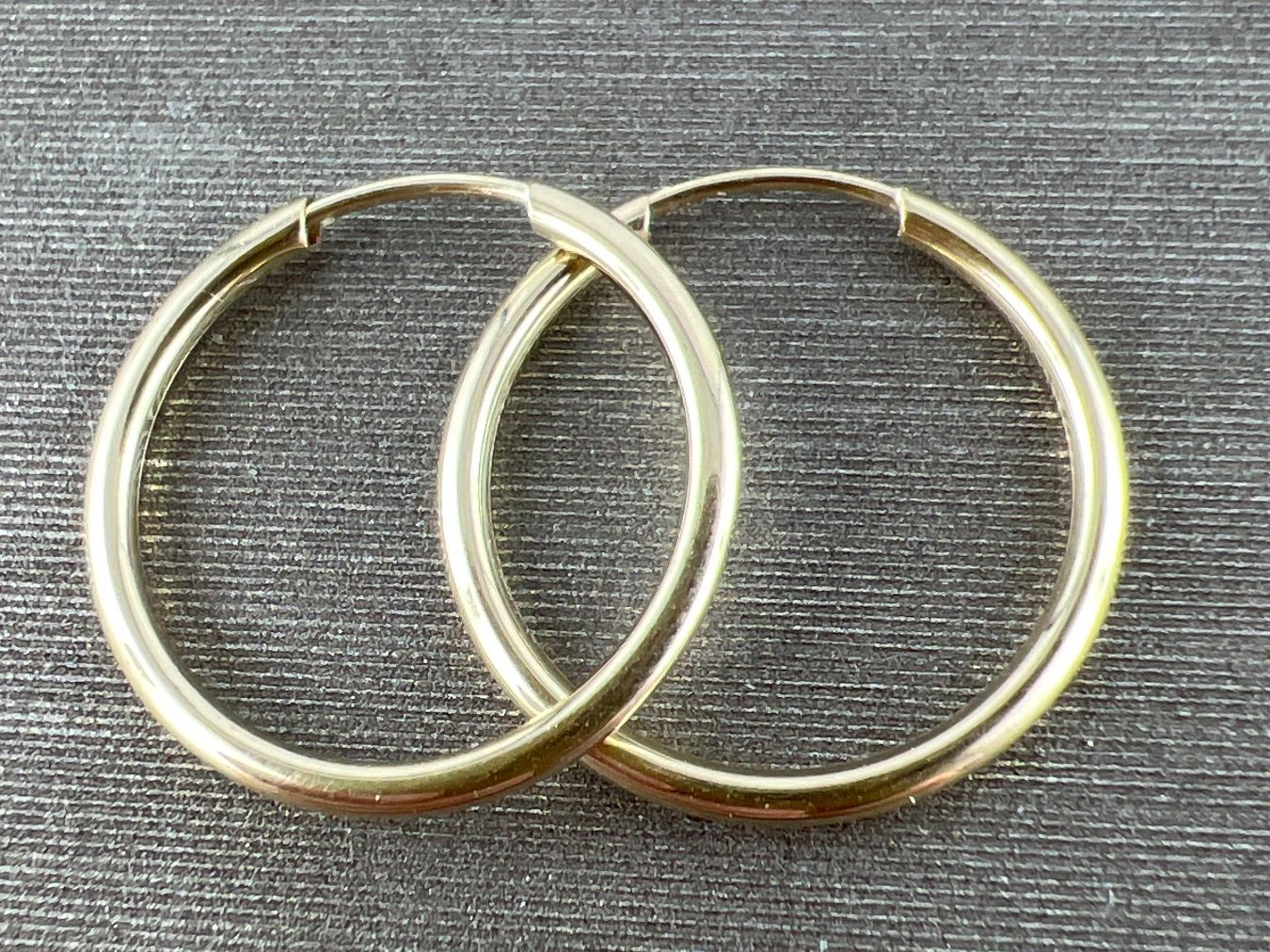 Ohrringe & -stecker: Creolen 375 Gold – Gebraucht aus Niederuzwil von leo_8857 2