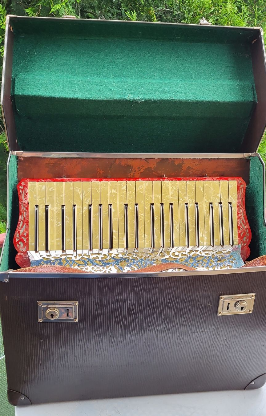 Musikinstrumente: Accordéon Topelli 4 voix Italy – Gebraucht aus Penthalaz von EvandroLuz 6