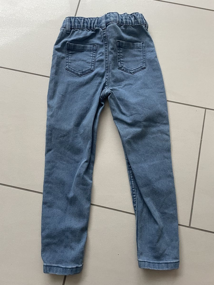 Lotti & Set di vestiti: Kleiderpaket 110 Jungen  – Usato da Rüti ZH venduto da Tal_ga6N 3