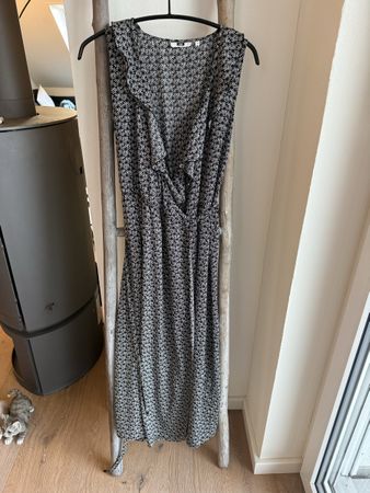 Sommerliches Blümchenkleid, Gr. M, leicht & luftig