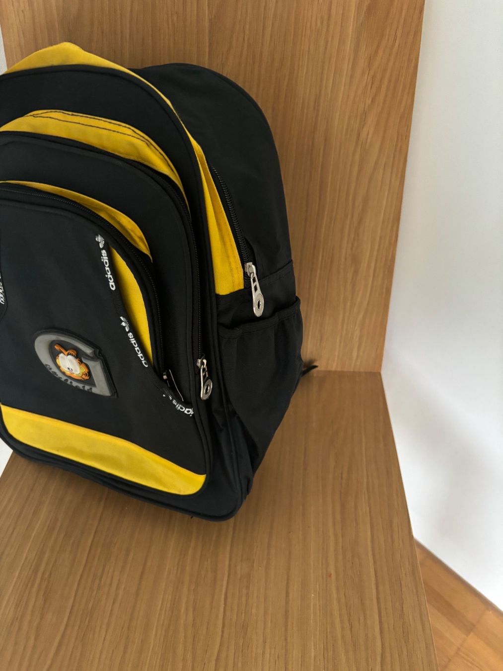 Adidas Zaini: 90s Vintage Adidas Rucksack – Usato da Zürich venduto da Eves.vintage.element 3