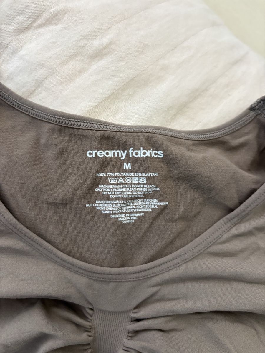 Tops: Creamy Fabrics Body – Gebraucht aus Wädenswil von Gagegia 3