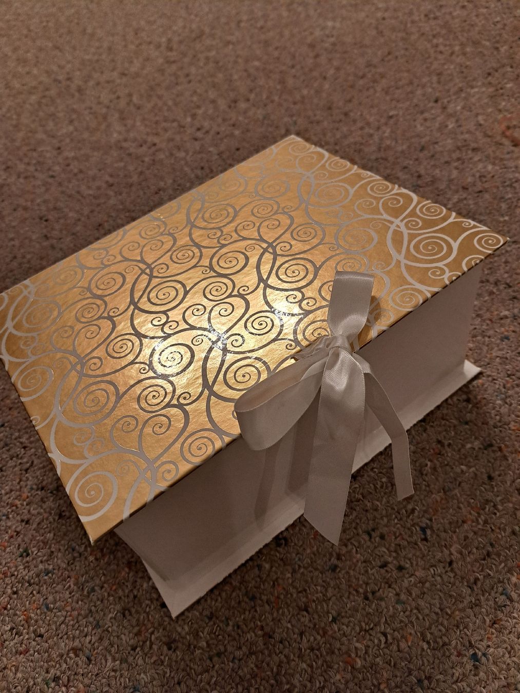 Altro in Decorazioni & Accessori: Geschenkschachtel – Usato da magden venduto da cam_w2ff 1