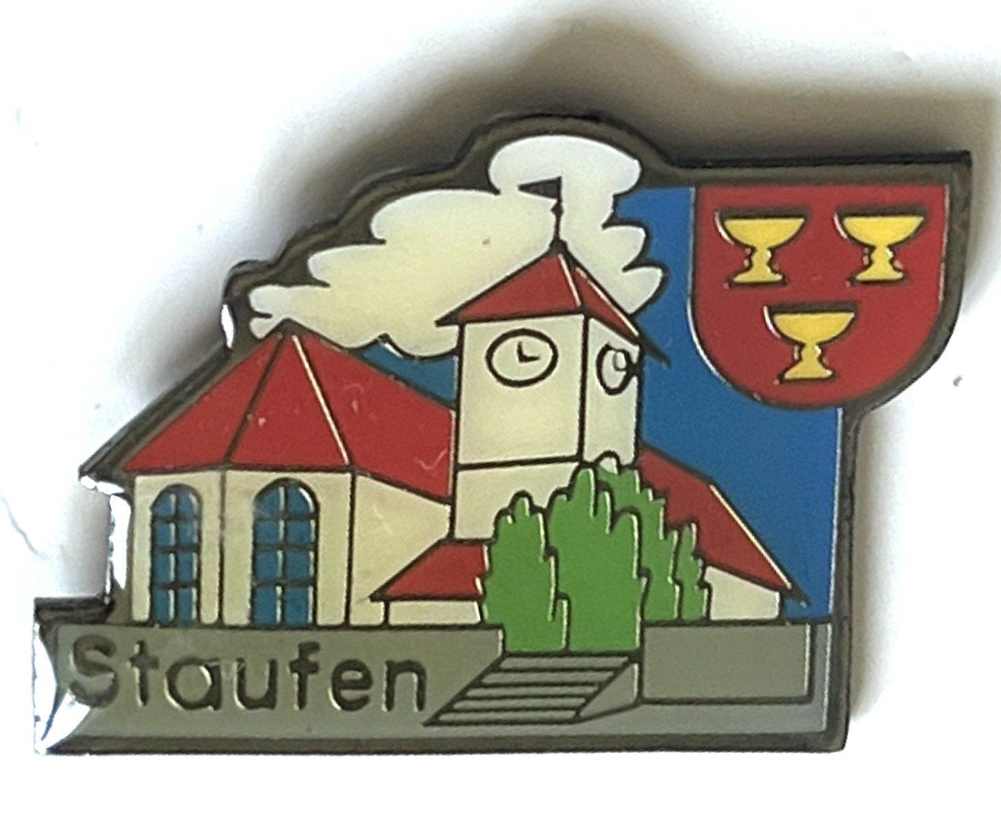 Plaketten & Abzeichen: Pin Staufen – Gebraucht aus Kriens von TSCH1