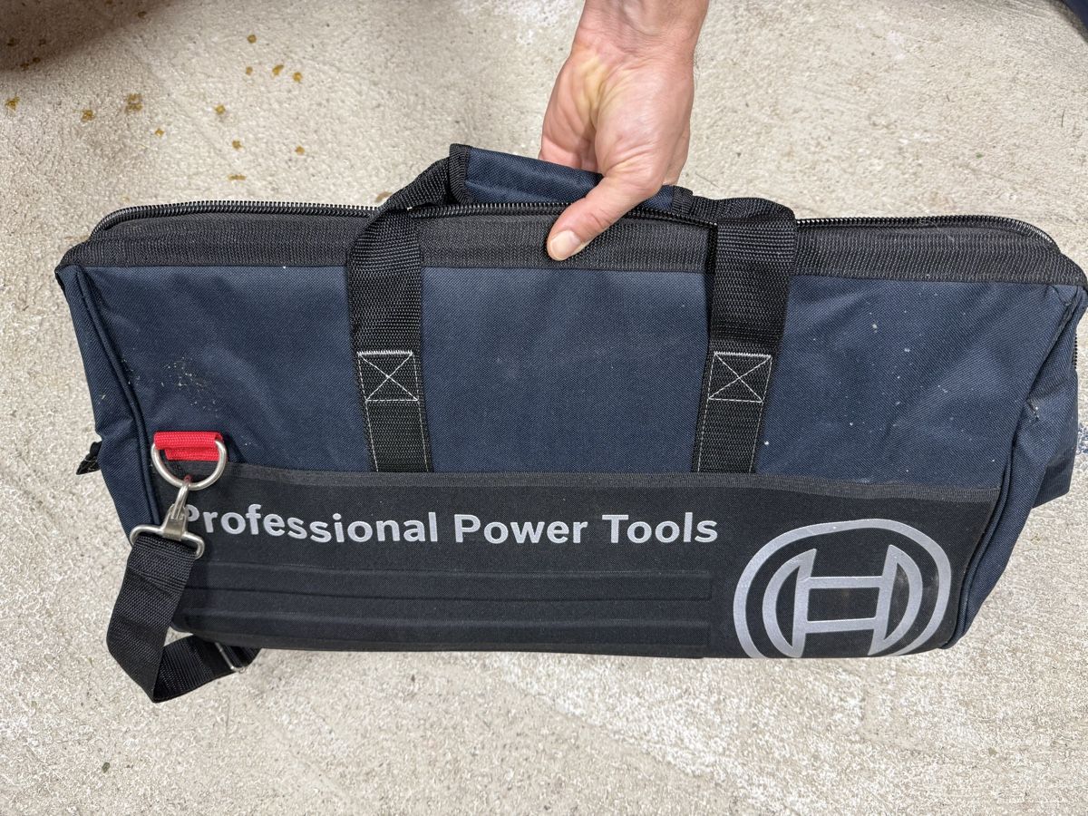 Bosch Taschen: Bosch Professional Power Tools Werkzeugtasche – Neu (gemäss Beschreibung) aus Willerzell von redcelicadragon 1