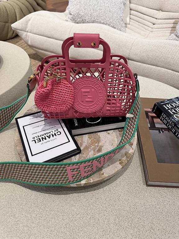 Fendi Taschen: FENDI TASCHE PINK – Neu (gemäss Beschreibung) aus Schwyz von bofb