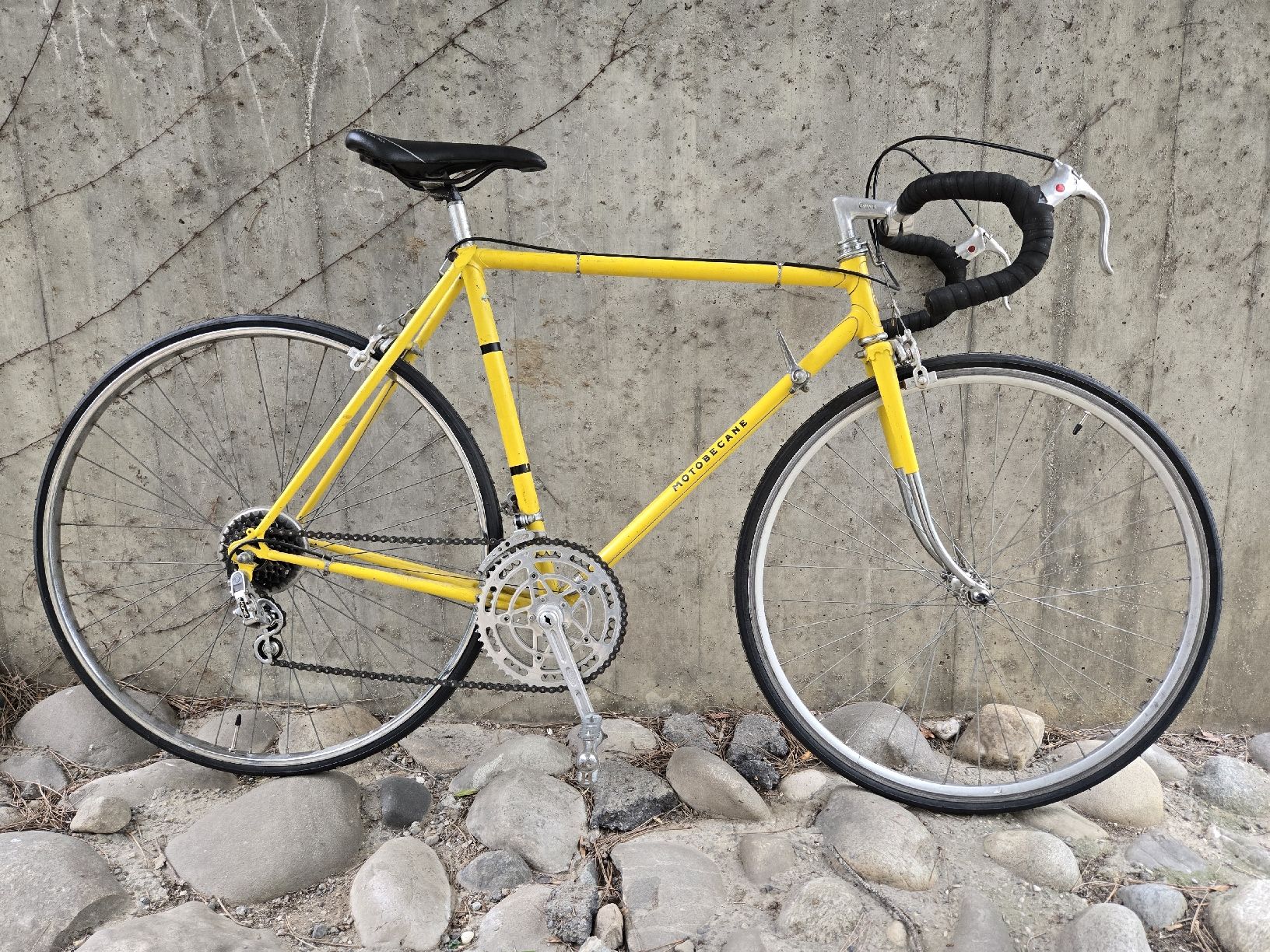 Biciclette: Vélo de route Motobecane jaune vintage – Usato da Genève venduto da xso_dm5n
