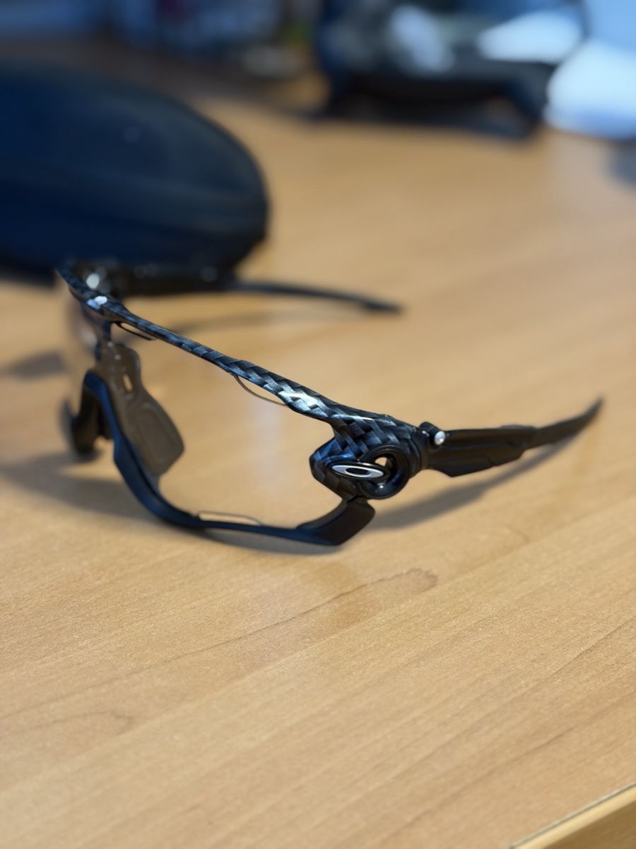 Oakley Occhiali & Lenti: Oakley Jawbreaker mit Ersatzglas – Usato da Rheinfelden venduto da DA__RIO 1