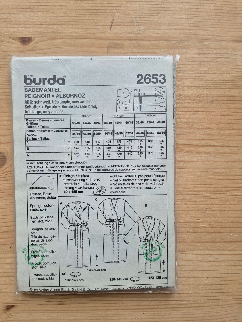 Cartamodelli: Schnittmuster Burda: Bademantel – Nuovo e nell'imballaggio originale da Büttikon AG venduto da Annale 1