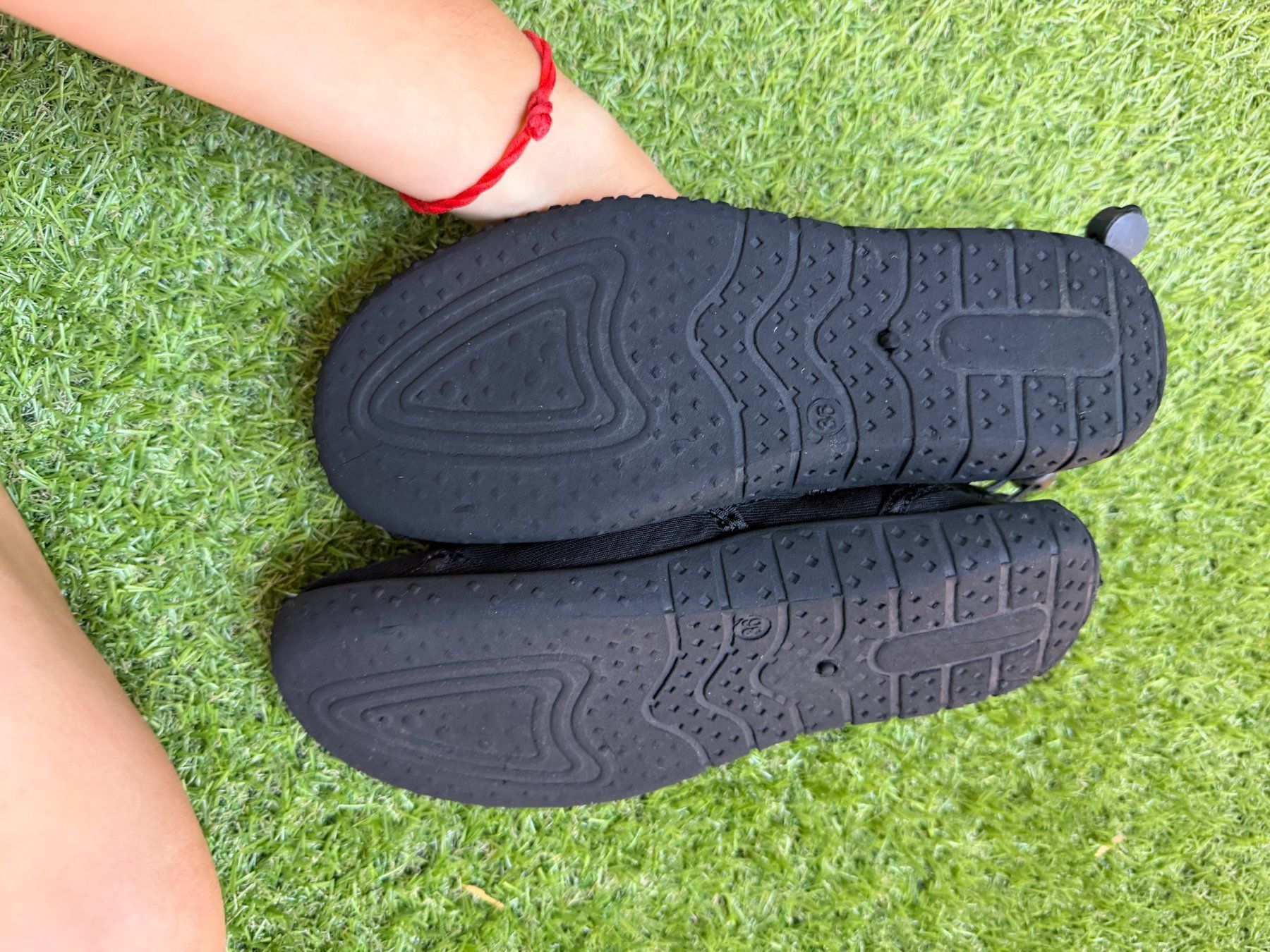 Decathlon Herrenschuhe: Badeschuhe Grösse 36 – Gebraucht aus Riehen von edu_92w7 4