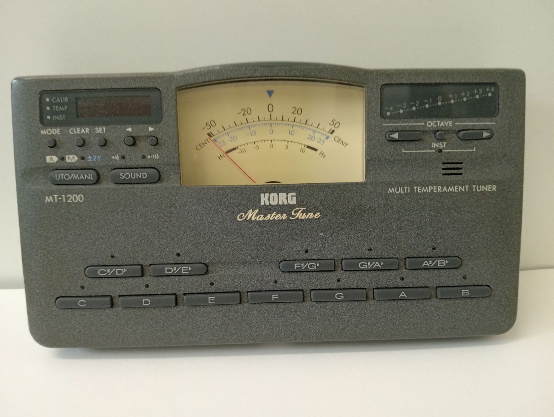 Korg Strumenti musicali: Korg MT-1200 Master Tune Stimmgerät | Multi-Temperament – Usato da Allschwil venduto da Evgeniia78 9