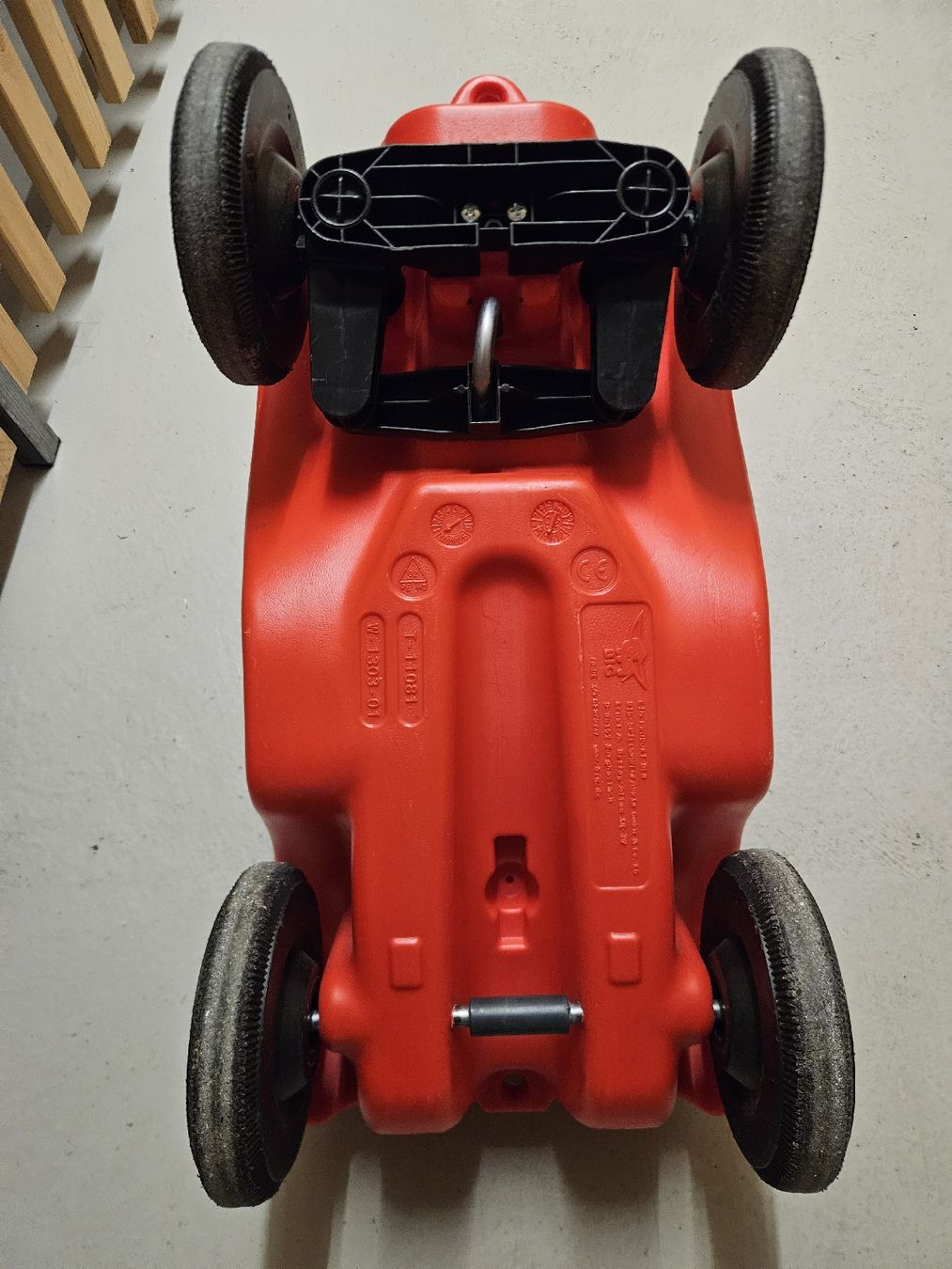 Big Veicoli per bambini: BIG Bobby Car rot – Usato da Luzern venduto da Yomecbien 2