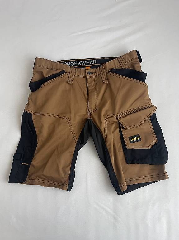 Snickers Pantaloni: Shorts (Snickers) – Usato da Zihlschlacht venduto da Chylmajster