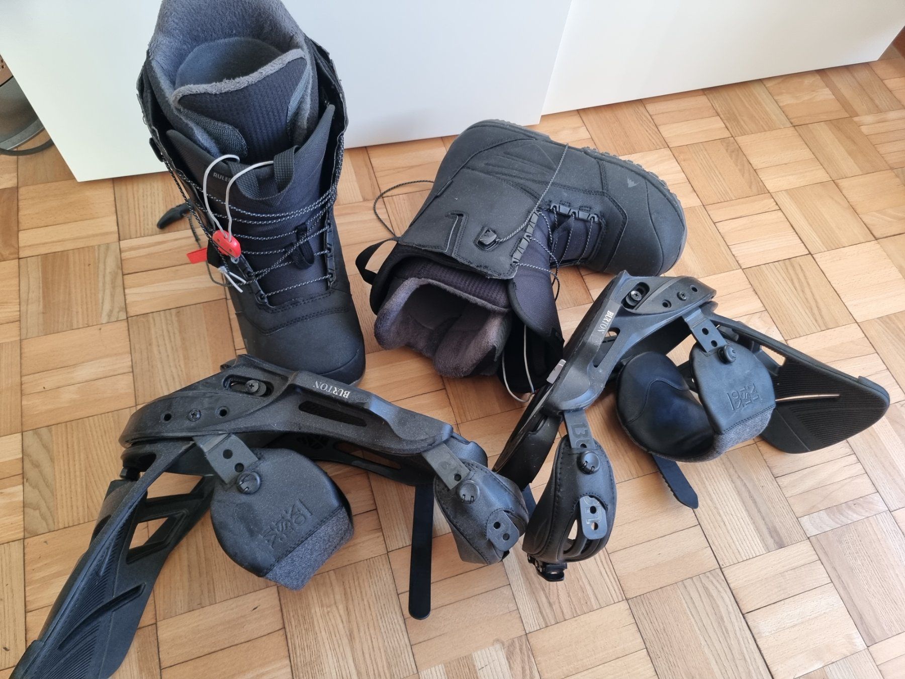 Burton Scarpe da uomo: Snowboard boots & fix BURTON – Usato da Lausanne venduto da mal_m98f 1
