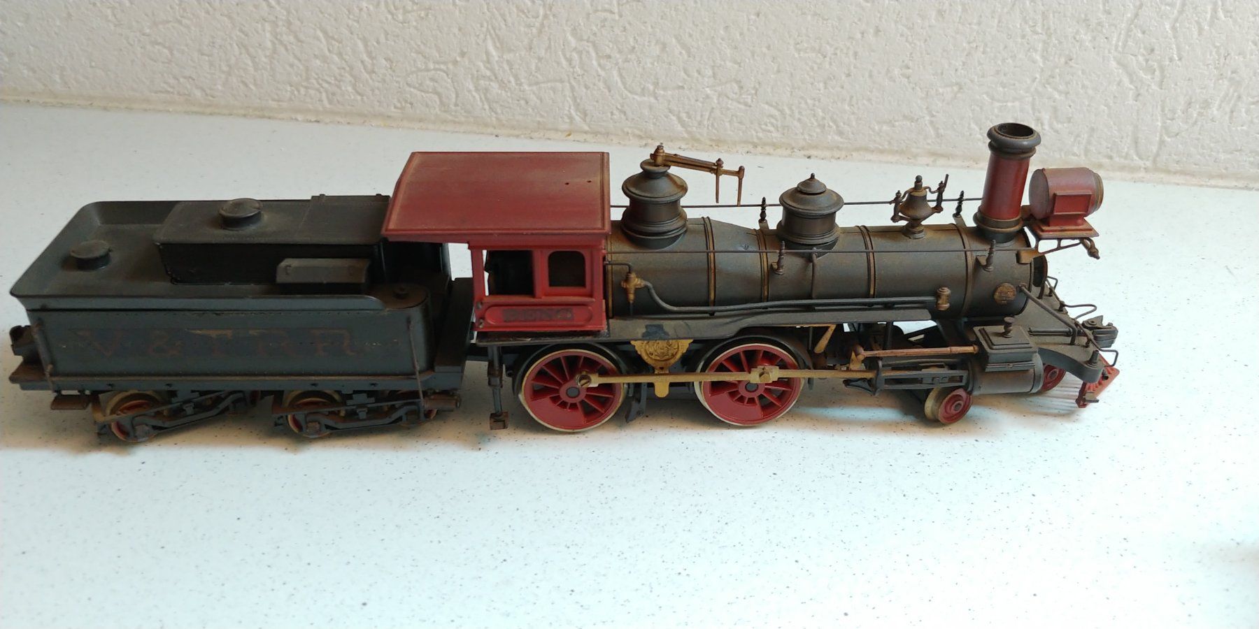 Rivarossi Modelleisenbahnen: Rivarossi Dampflok mit Wagen 0 – Gebraucht aus Waltenschwil von Ardnas007 2