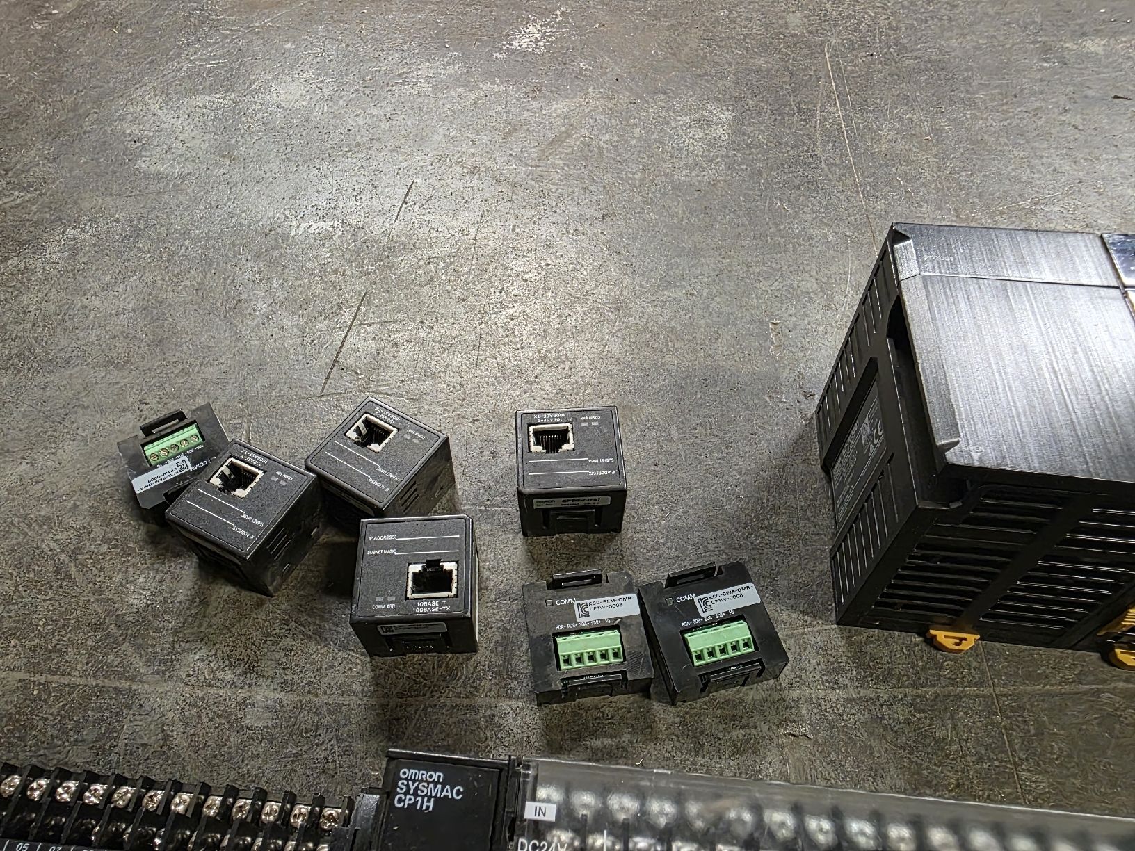Steuerung: 9 stuck Programmable Controller mit expansion – Gebraucht aus Gordola von Joa_yt22 5