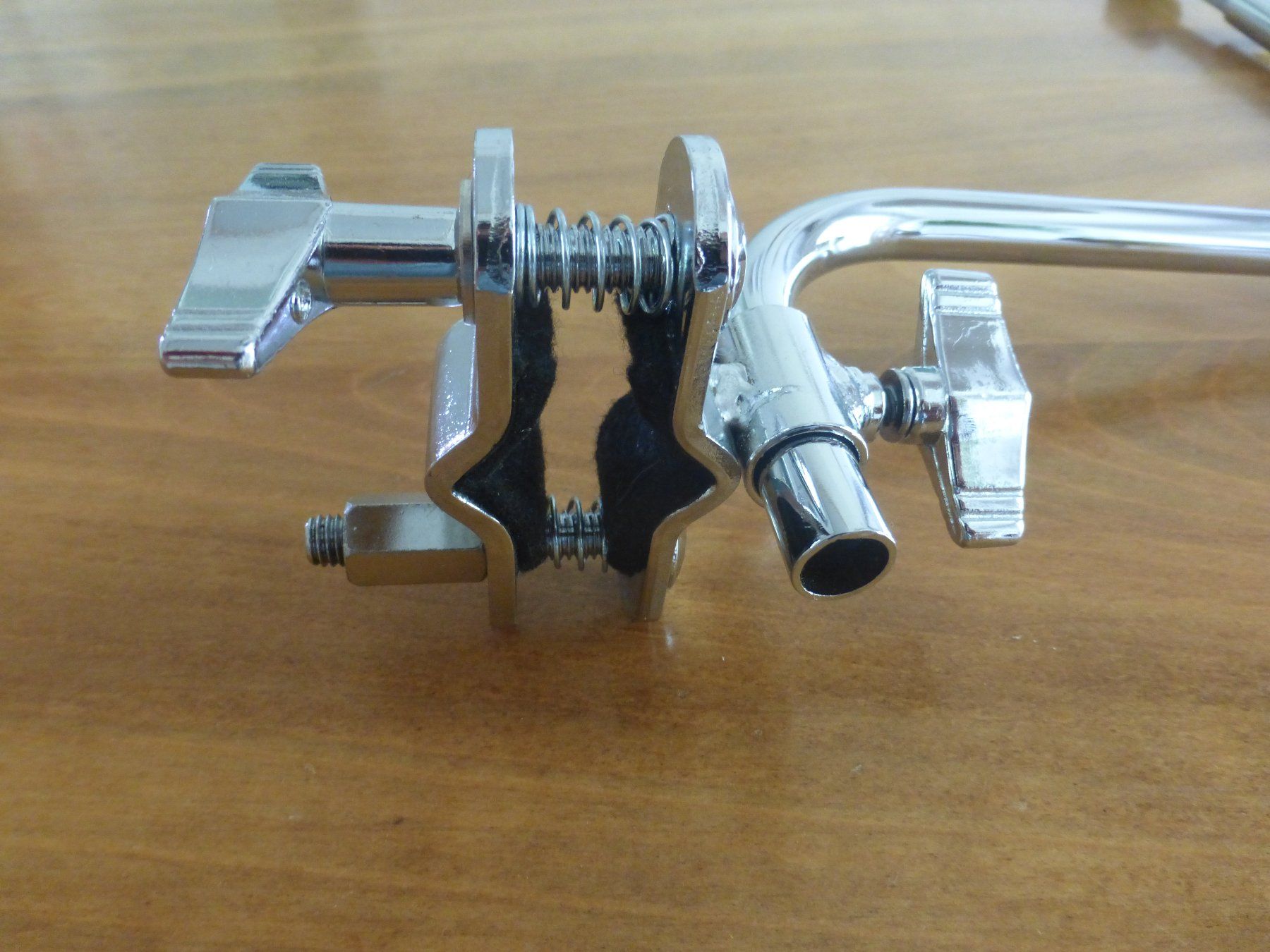 Supporti a parete: Mic Klammer Stativ für Hi Hat – Usato da Zumikon venduto da psisound 2