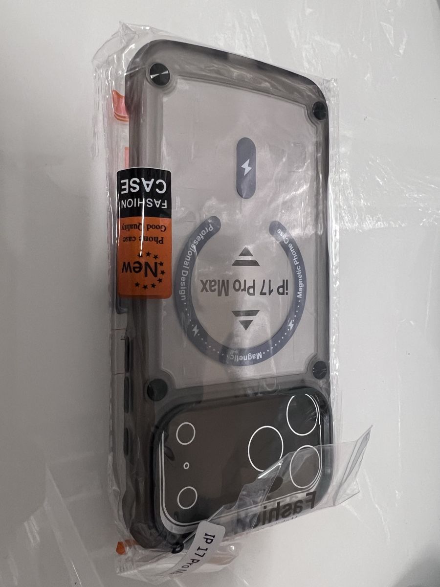Cover & Protezioni schermo: Iphone 17 pro max hülle iphone 17 pro max case protection – Nuovo e nell'imballaggio originale da Ibach venduto da Jayge