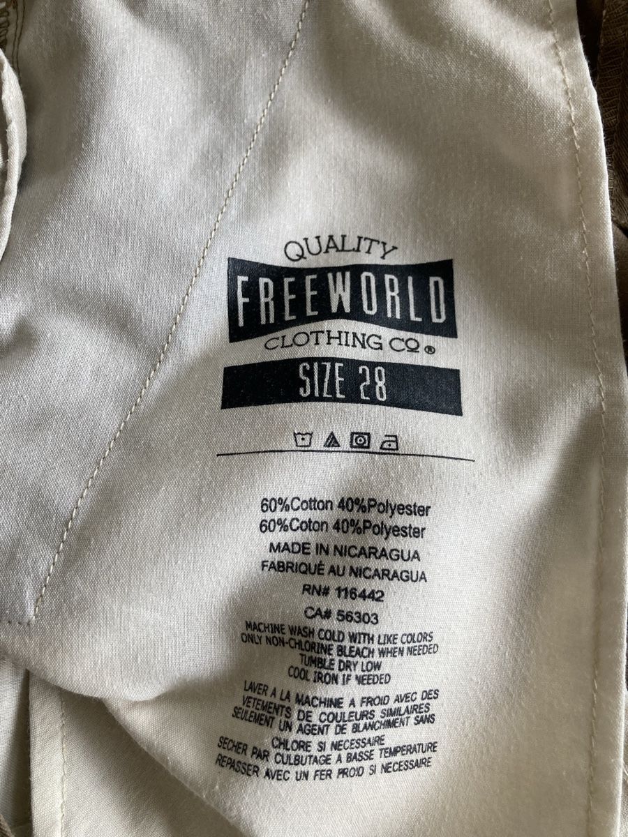 Hosen: Freedom messenger pantalon court – Gebraucht aus Chêne-Bougeries von GiovannaDiLoreto 2