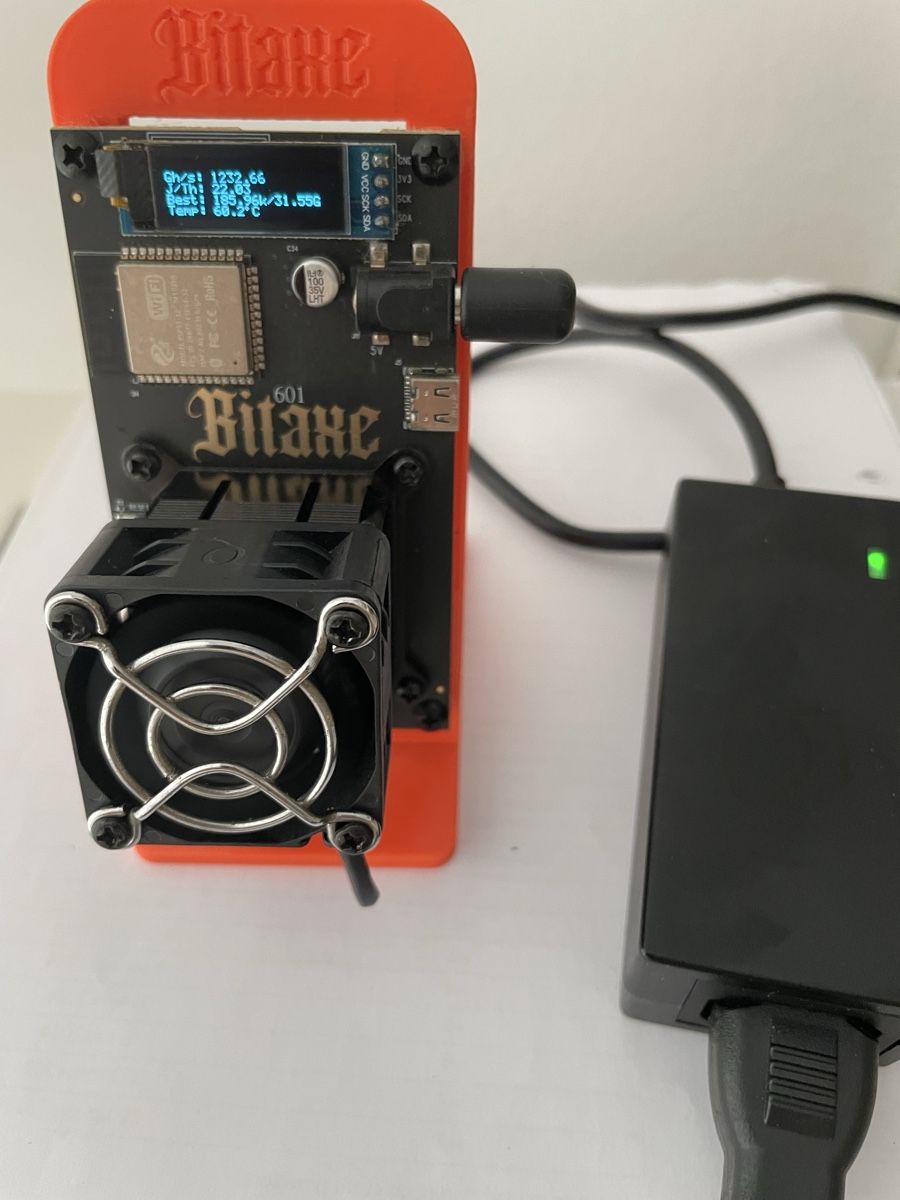 Coin Miner: Bitaxe Gamma 601 Bitcoin Miner – Nuovo (secondo la descrizione) da Uerikon venduto da Mreut1