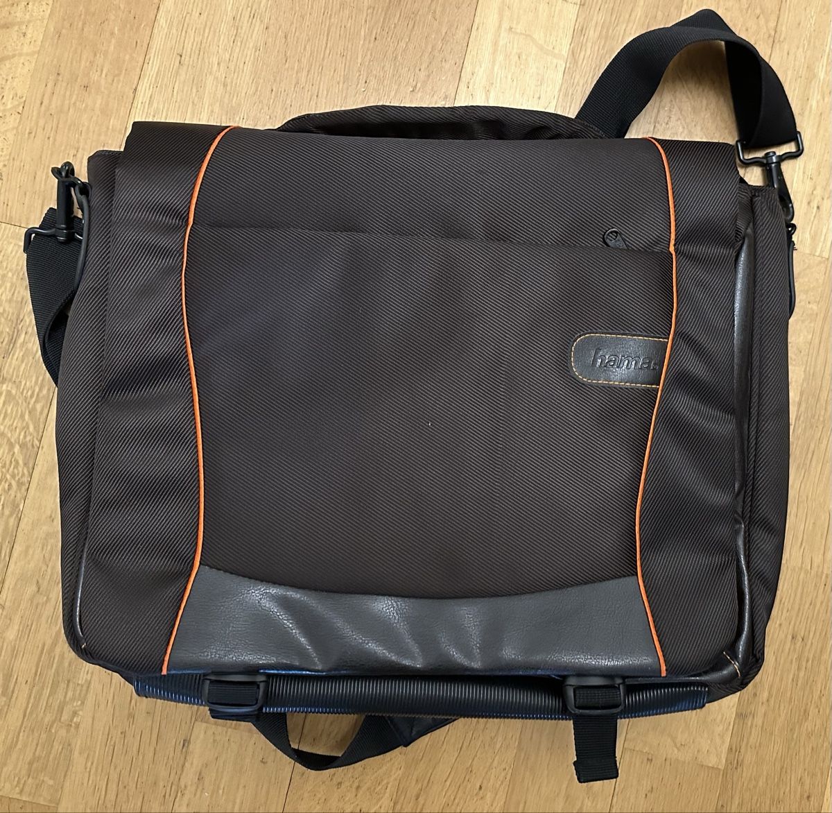 Koffer & Taschen: HAMA Laptoptasche – Neu (gemäss Beschreibung) aus Zürich von Simon8032