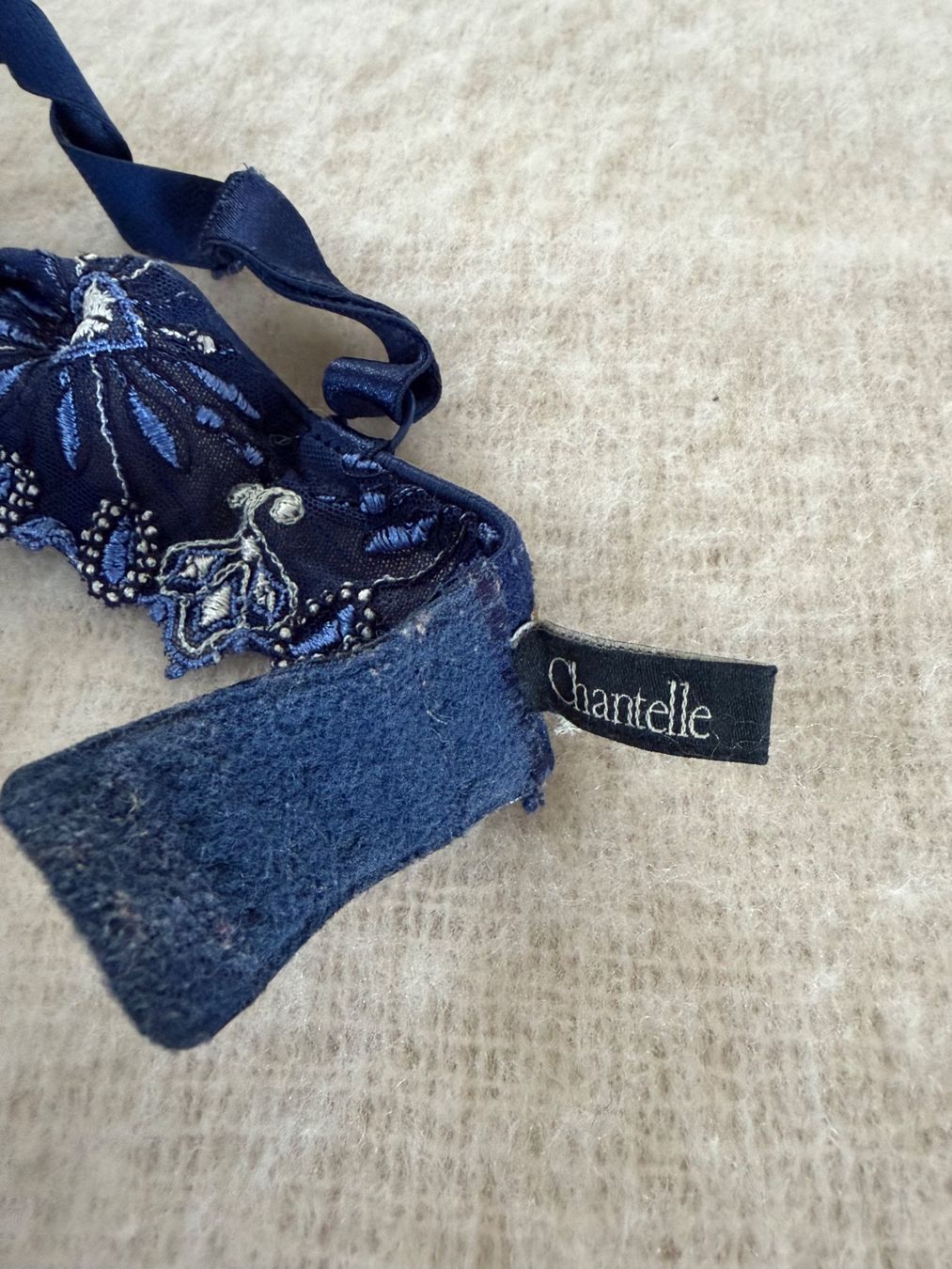 Chantelle Altra biancheria intima: Ensemble chantelle – Usato da riddes venduto da lauali01 7