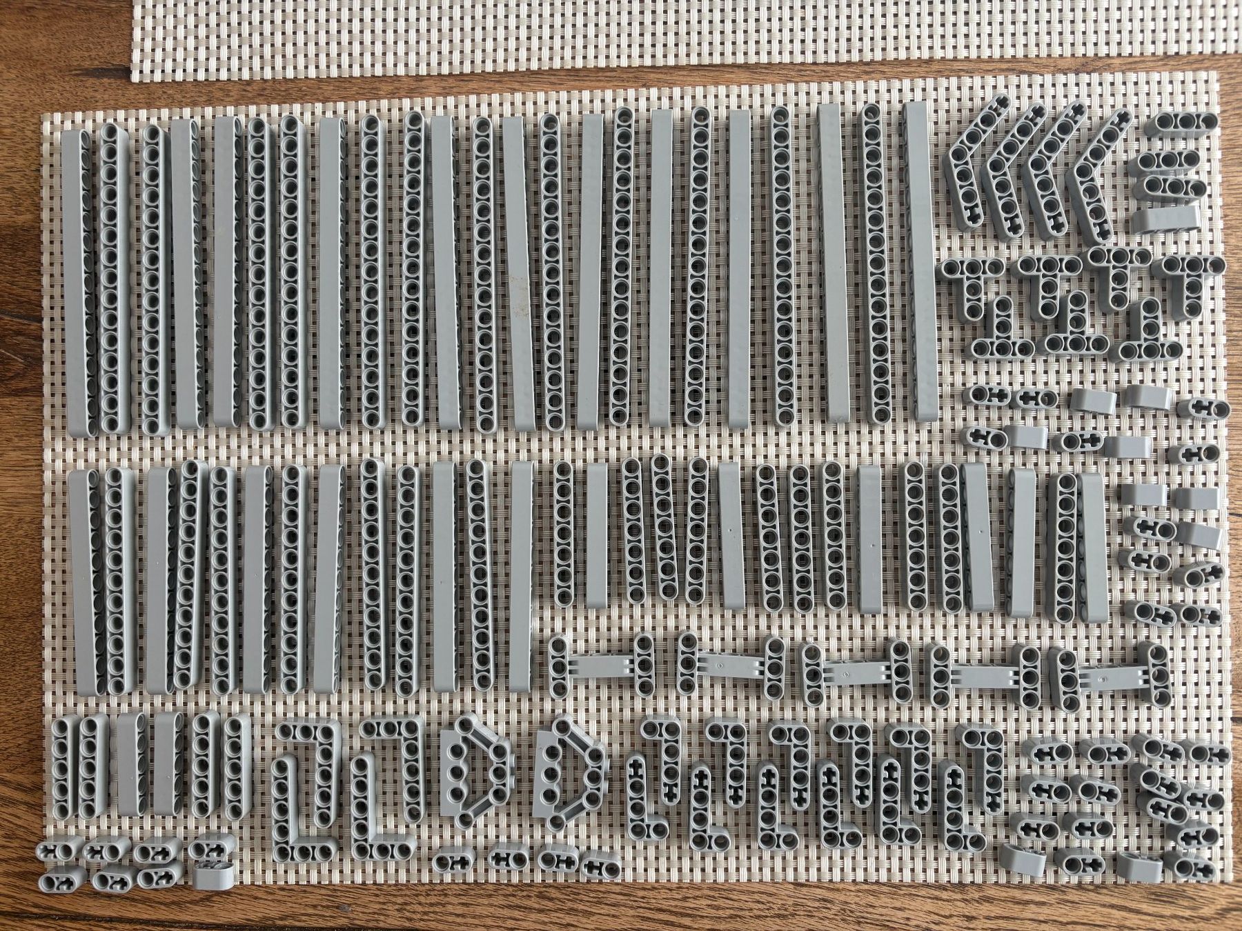 Lego Baukästen: Lego Technik hellgraue runde Lochbalken LotP – Gebraucht aus Buochs von Techtelmechtel